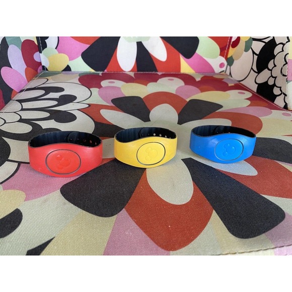Lot of 7 Disney Magic Bands USED INACTIVE Walt Disney World Parks Adult/ Child - Picture 2 of 3